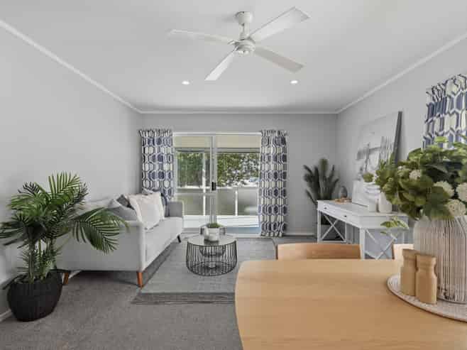 6A Novella Place, Brookfield