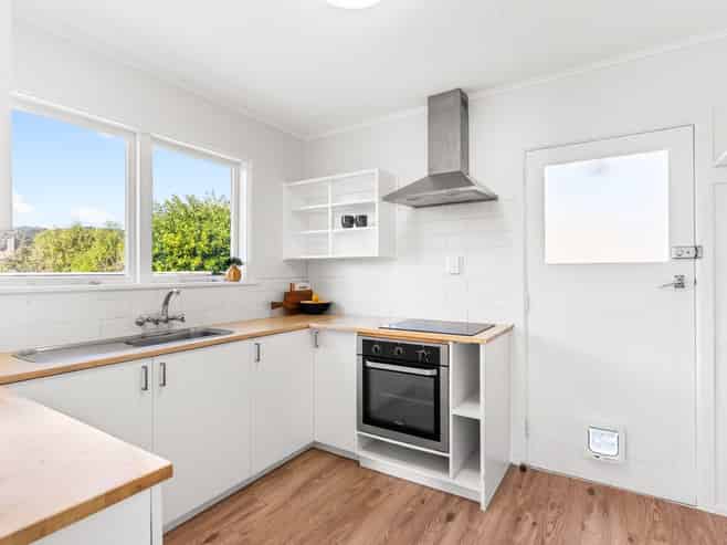 20A Parera Grove, Heretaunga