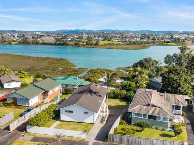 33 Calvin Place, Avondale