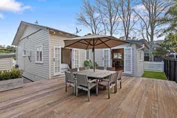 2 Tennyson Street, Northcote Point