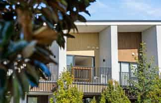 15/1 Genevieve Lane, Hobsonville
