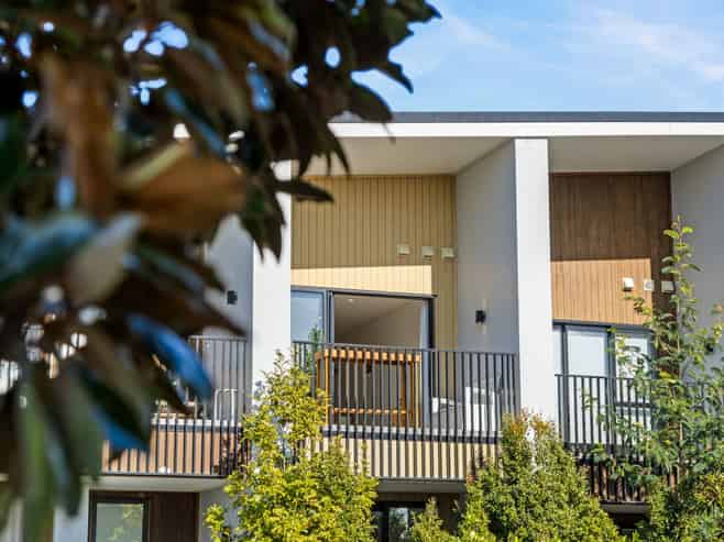 15/1 Genevieve Lane, Hobsonville