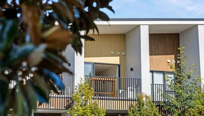 15/1 Genevieve Lane, Hobsonville