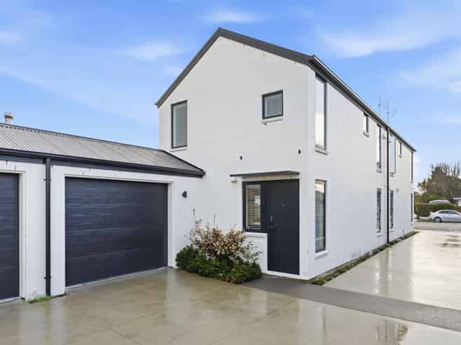 2/249 Lyttelton Street, Spreydon
