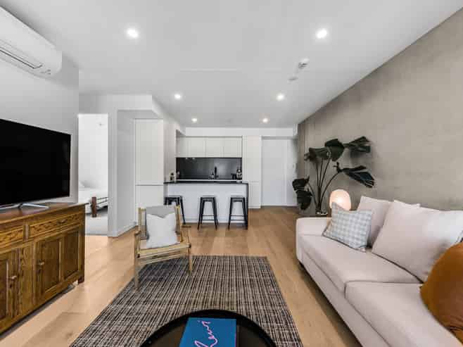 304/2 Miller Street, Point Chevalier