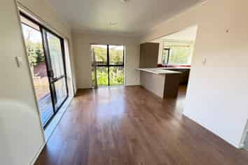 Auckland - Address withheld