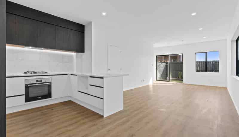 49 Whare Kauri Road, Takanini