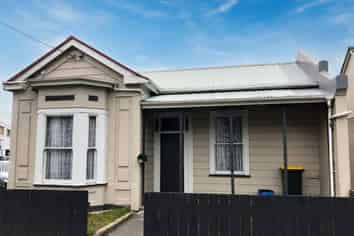 102 Albany Street, North Dunedin