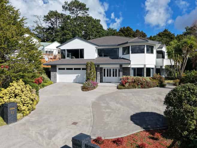 11 Pigeonwood Lane, Albany