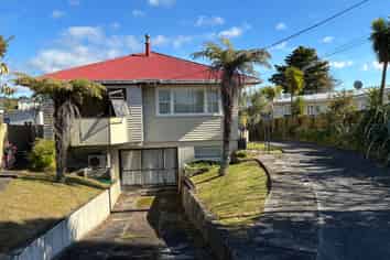 49 Woodglen Road, Glen Eden