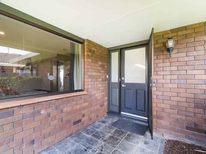 108 John F Kennedy Drive, Milson