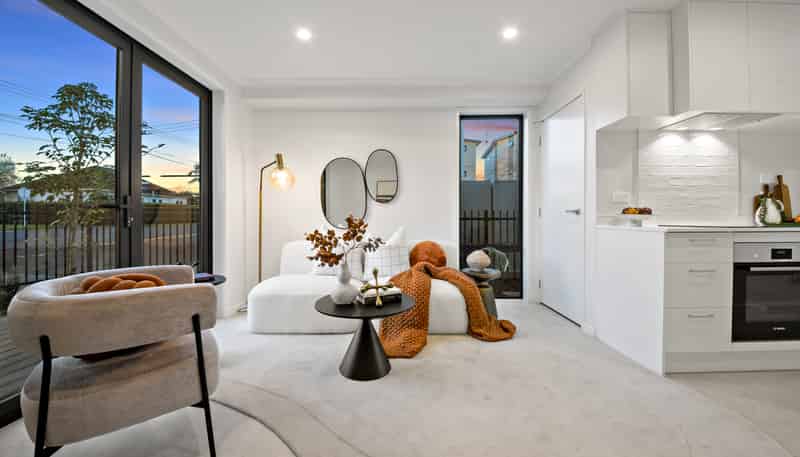 2/12 Wairau Avenue, Avondale