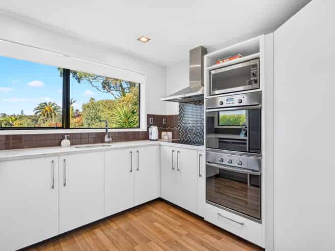 4 Valdese Rise, Browns Bay