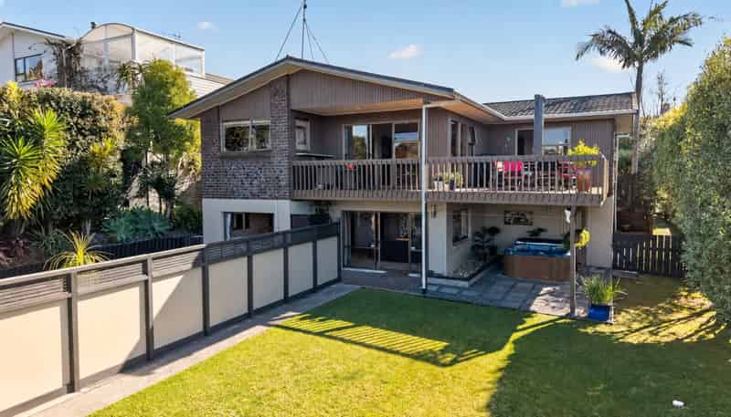 4 Valdese Rise, Browns Bay
