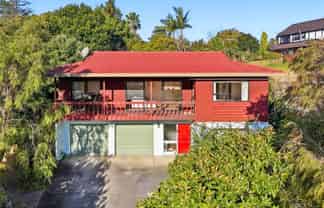 42 Murvale Drive, Bucklands Beach