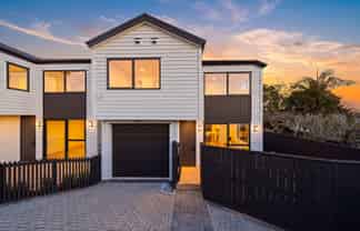 12E Roseberry Avenue, Birkenhead