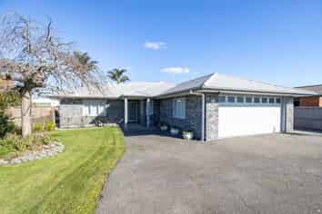 10 Harris Place, Ngatea