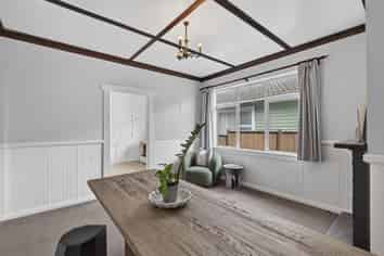 14 Ngaio Street, Strandon