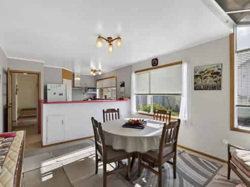 85 Queen Street, Waitara