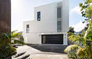 5/11A Baring Terrace, Strandon