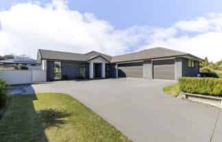10 Masters Lane, Waitara