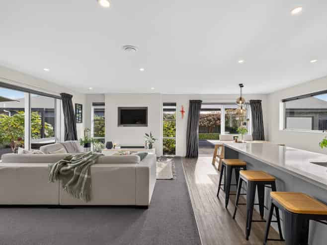 7 Wattle Lane, Rangiora