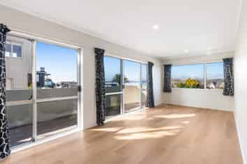 127 Clovelly Road, Bucklands Beach