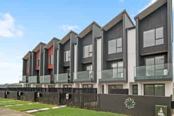 35 Flat Bush School Road, Flat Bush