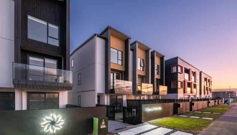 35 Flat Bush School Road, Flat Bush