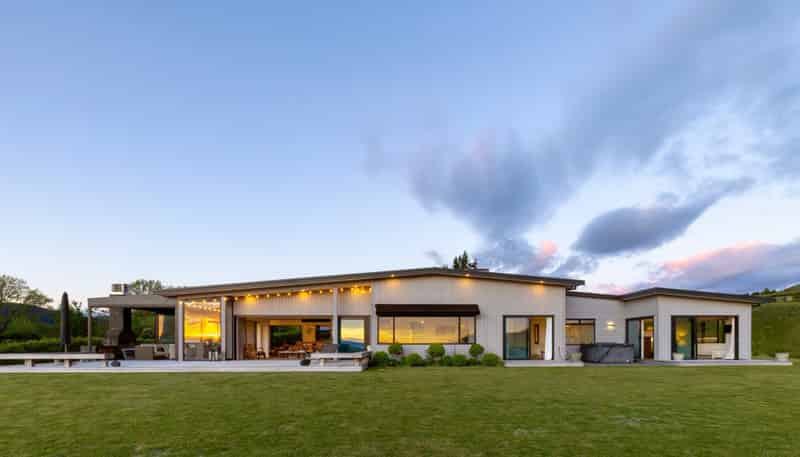 2/675 Whangamata Road, Kinloch