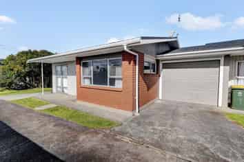 5 McKenzie Road, Mangere Bridge