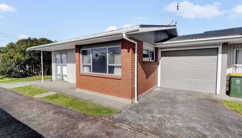 5 McKenzie Road, Mangere Bridge