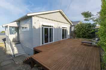 24 Mount Street, Wakari