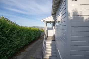 24 Mount Street, Wakari