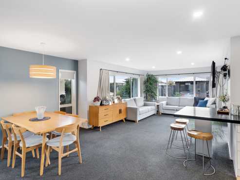 16 Chimera Street, Pegasus