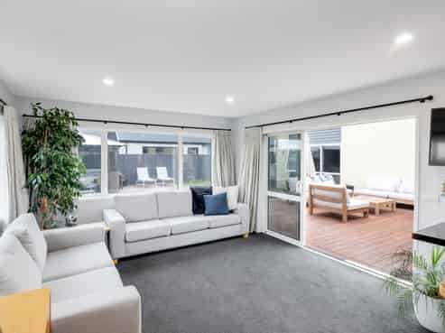 16 Chimera Street, Pegasus