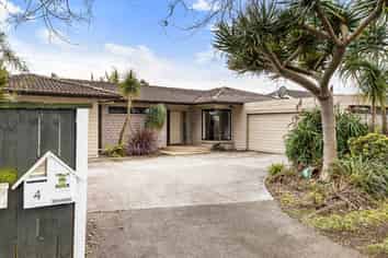 4 Biscay Place, Conifer Grove