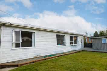 451 Taieri Road, Halfway Bush