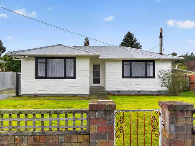 133 Oxford Street, Lansdowne