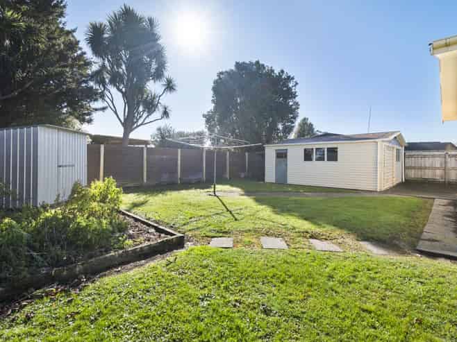88 Havelock Avenue, Westbrook