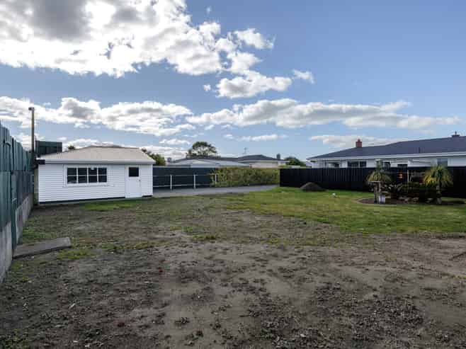 18A Alamein Crescent, Onekawa