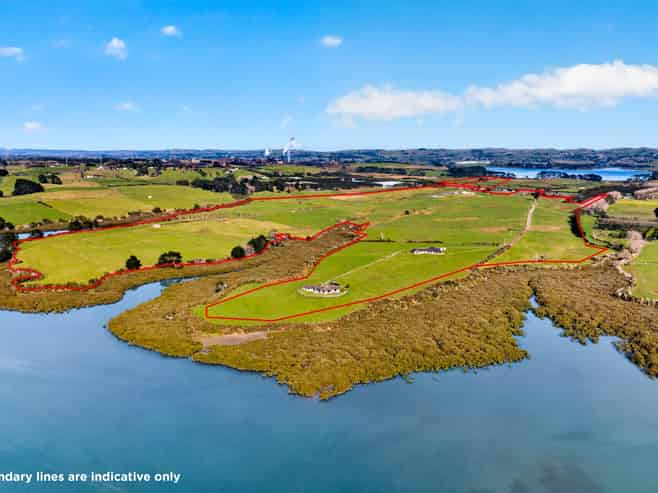 251, 256,  Glenbrook Beach Road, Glenbrook