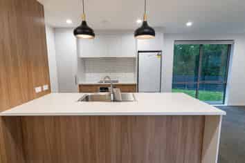13A Field View, Bradford