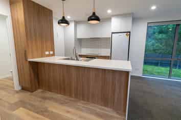 13A Field View, Bradford