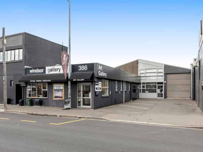 Secure Your Position on the CBD Fringe