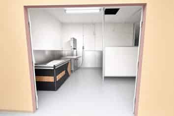 Versatile Food Retail Premises | Ample Parking