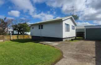 1 Wing Crescent, Papakura