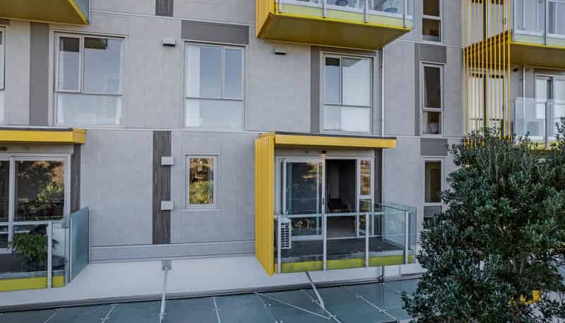 104/7 Rose Garden Lane, Albany