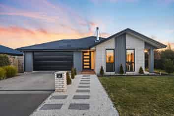 21 Sandstone Crescent, Rolleston