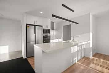 21 Sandstone Crescent, Rolleston